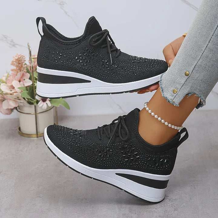 MALOU | LIGHTWEIGHT ORTHOPEDIC SNEAKERS