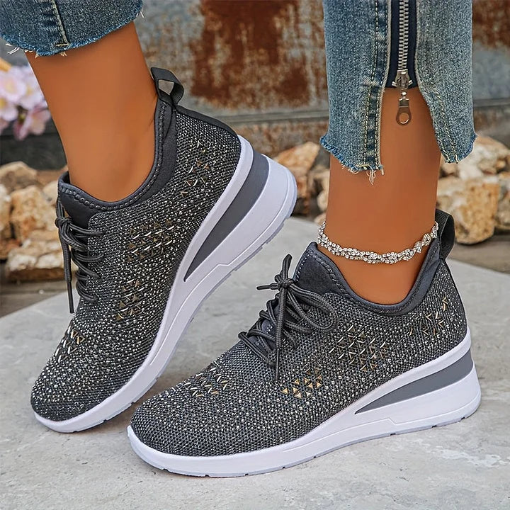 MALOU | LIGHTWEIGHT ORTHOPEDIC SNEAKERS