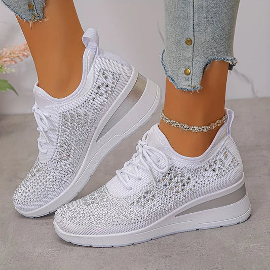 MALOU | LIGHTWEIGHT ORTHOPEDIC SNEAKERS