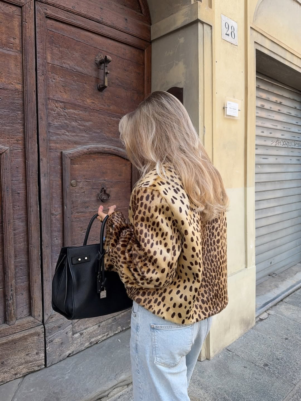 ELLIE | LEOPARD COLLARLESS BOMBER