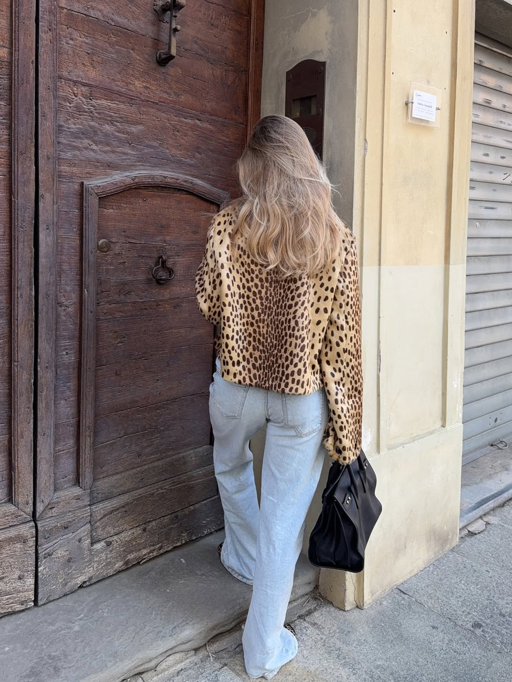 ELLIE | LEOPARD COLLARLESS BOMBER