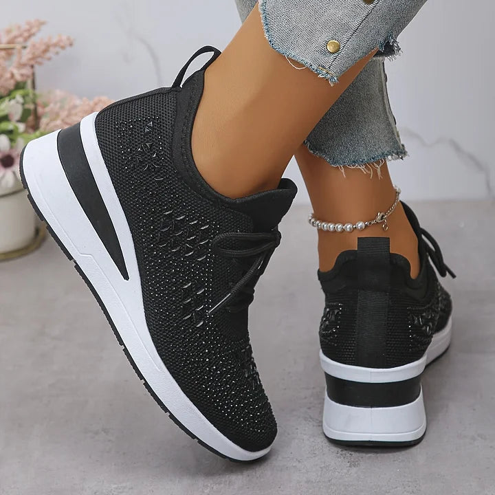 MALOU | LIGHTWEIGHT ORTHOPEDIC SNEAKERS