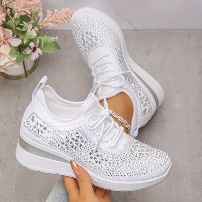 MALOU | LIGHTWEIGHT ORTHOPEDIC SNEAKERS